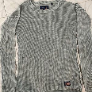 Super dry shoulder out sweater